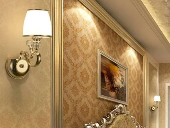 What are the common materials of wall lamps How to choose and install crystal wall lamps