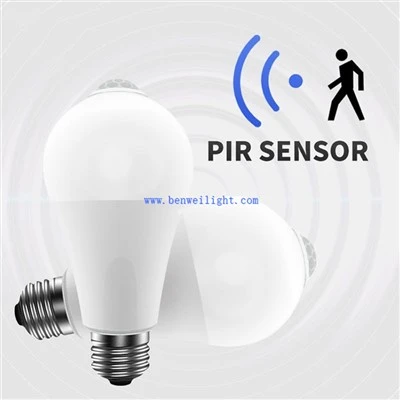 ایل ای ڈی بلب موشن سینسر کے ساتھ