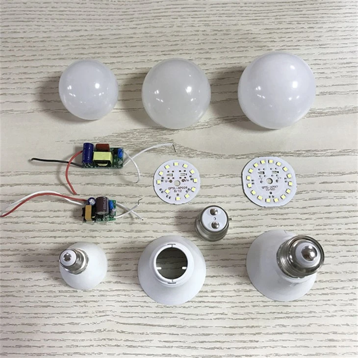 Light bulb (2)
