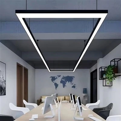 3000K LED، 32W زیادہ سے زیادہ۔ فکسچر واٹ، 4000 Lm، 125 Lm/W Lumens فی واٹ