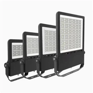 اسٹیڈیم سیلاب کی روشنی کے باہر کی قیادت کی