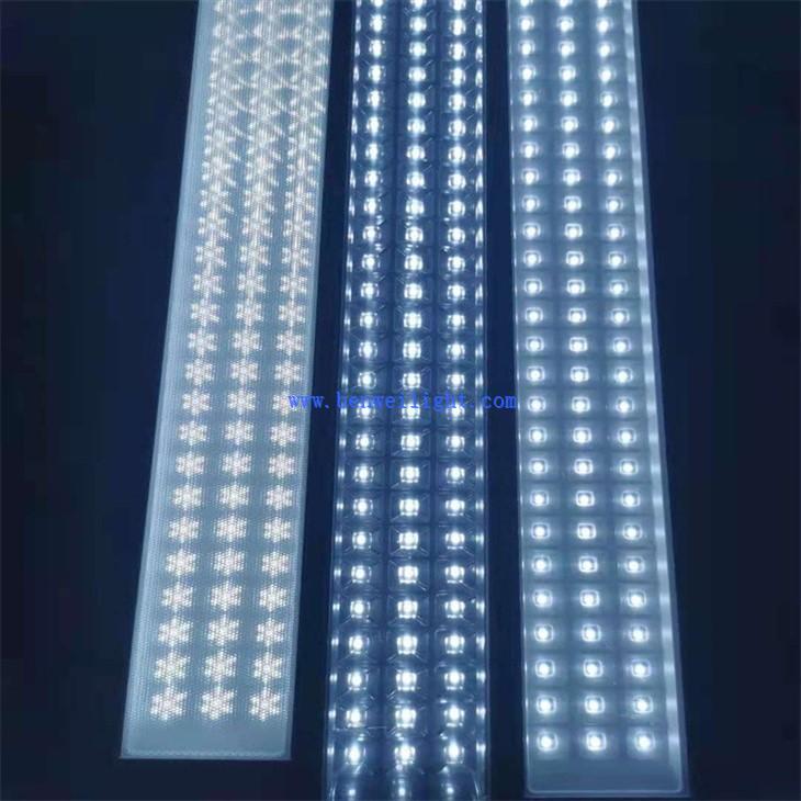 Wide Flat Tube LED Batten Light (3)